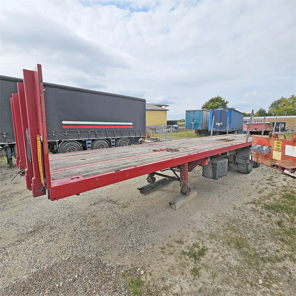 Kel-Berg Sættevogn - Semirremolque plataforma/ Caja abierta: foto 4 Kel-Berg Sættevogn - Semirremolque plataforma/ Caja abierta: foto 4