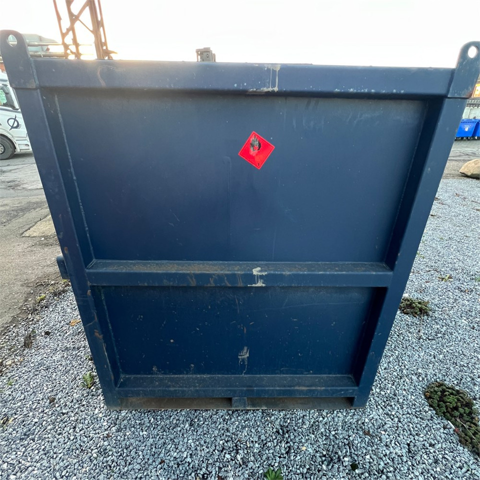Kingspan Roug Steel Tank - Tanque de almacenamiento: foto 3 Kingspan Roug Steel Tank - Tanque de almacenamiento: foto 3