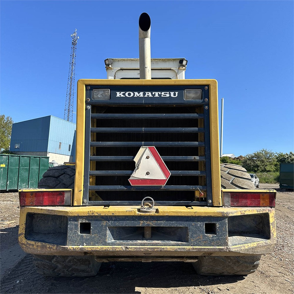 Komatsu WA500-1 - Cargadora de ruedas: foto 5 Komatsu WA500-1 - Cargadora de ruedas: foto 5