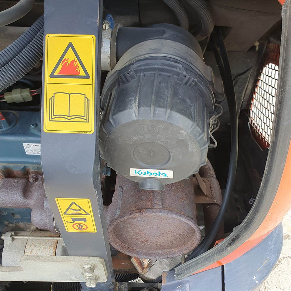 Miniexcavadora Kubota KX019-4: foto 27