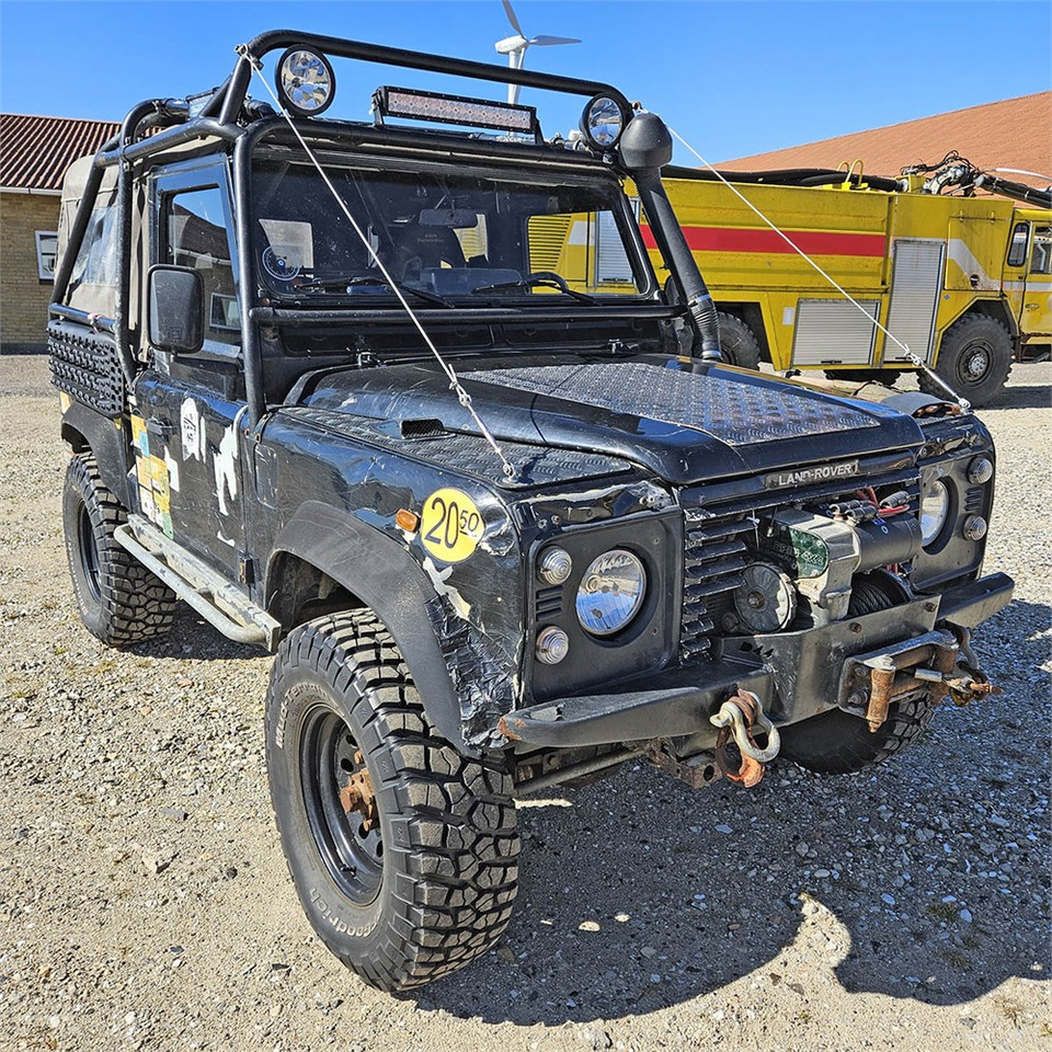 Land Rover Defender 90 - Coche: foto 2 Land Rover Defender 90 - Coche: foto 2