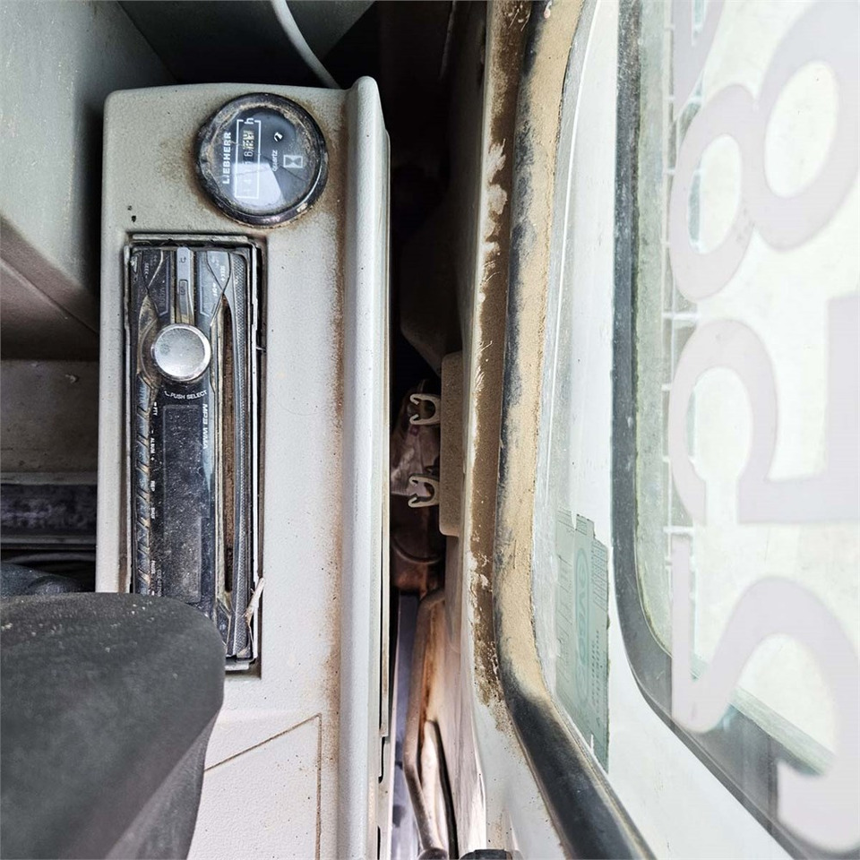 Excavadora de cadenas Liebherr R944B HD-SL Litronic: foto 15 Excavadora de cadenas Liebherr R944B HD-SL Litronic: foto 15