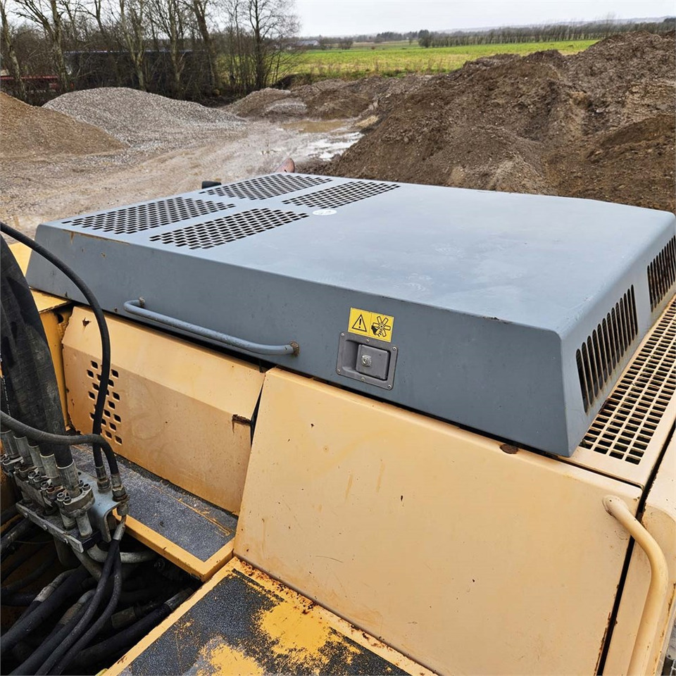 Excavadora de cadenas Liebherr R944B HD-SL Litronic: foto 26 Excavadora de cadenas Liebherr R944B HD-SL Litronic: foto 26