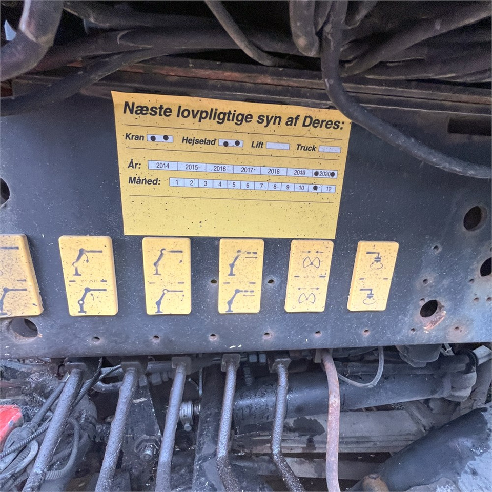 Leasing de MAN TGA 8x4 Hydrodrive MAN TGA 8x4 Hydrodrive: foto 12 Leasing de MAN TGA 8x4 Hydrodrive MAN TGA 8x4 Hydrodrive: foto 12