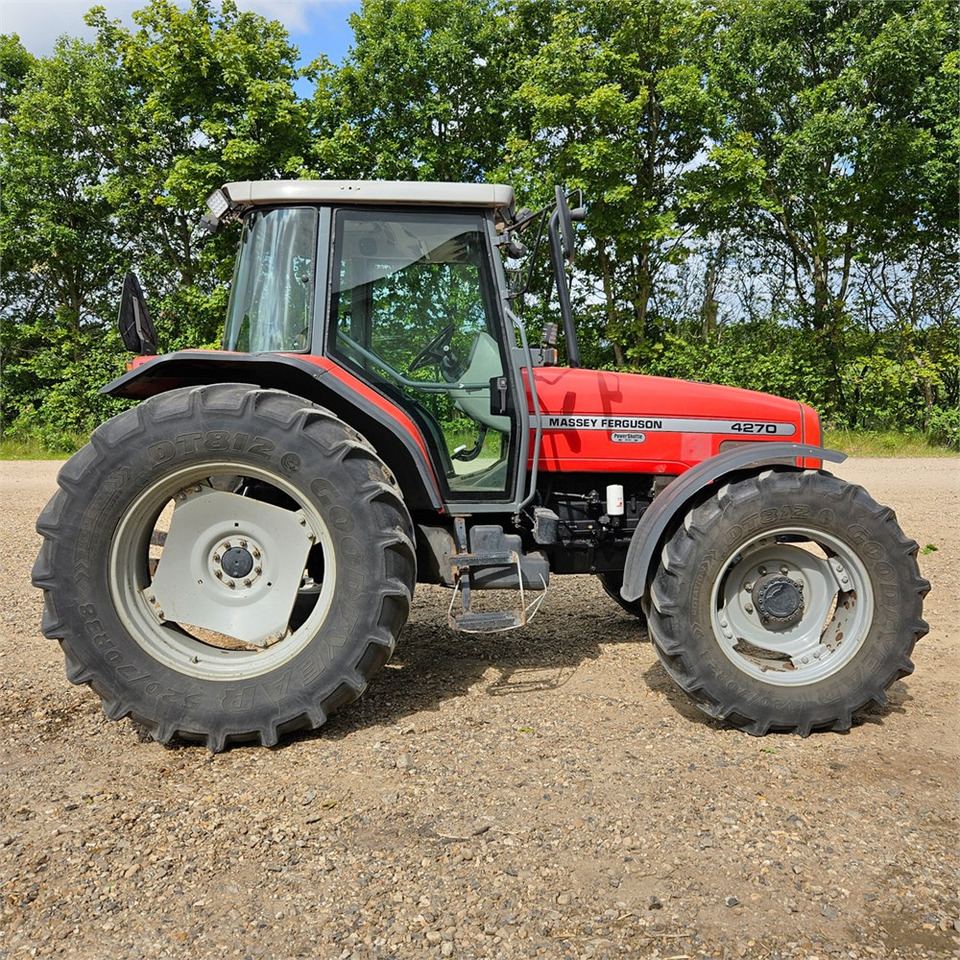 Massey Ferguson 4270 - Tractor: foto 2 Massey Ferguson 4270 - Tractor: foto 2