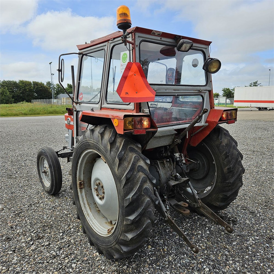 Massey Ferguson MF135 - Tractor: foto 5 Massey Ferguson MF135 - Tractor: foto 5