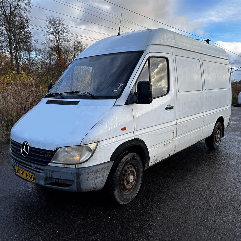 Mercedes SPRINTER 316 CDI-35 - Furgón: foto 3 Mercedes SPRINTER 316 CDI-35 - Furgón: foto 3