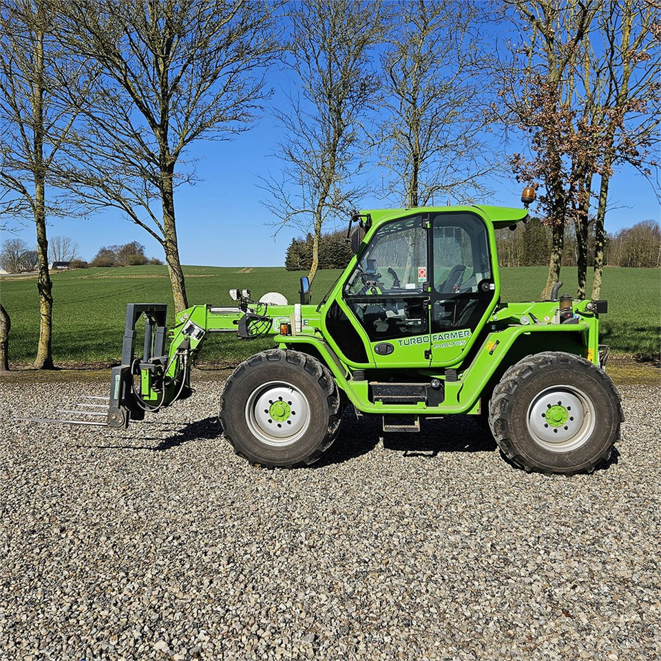 Merlo TURBO FARMER P40.7CS - Manipulador telescópico: foto 2 Merlo TURBO FARMER P40.7CS - Manipulador telescópico: foto 2