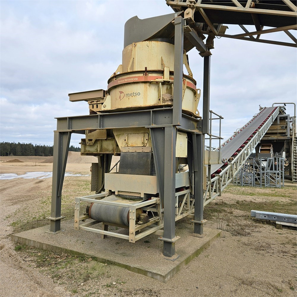 Metso Barmac B6150SE - Trituradora de cono: foto 2 Metso Barmac B6150SE - Trituradora de cono: foto 2