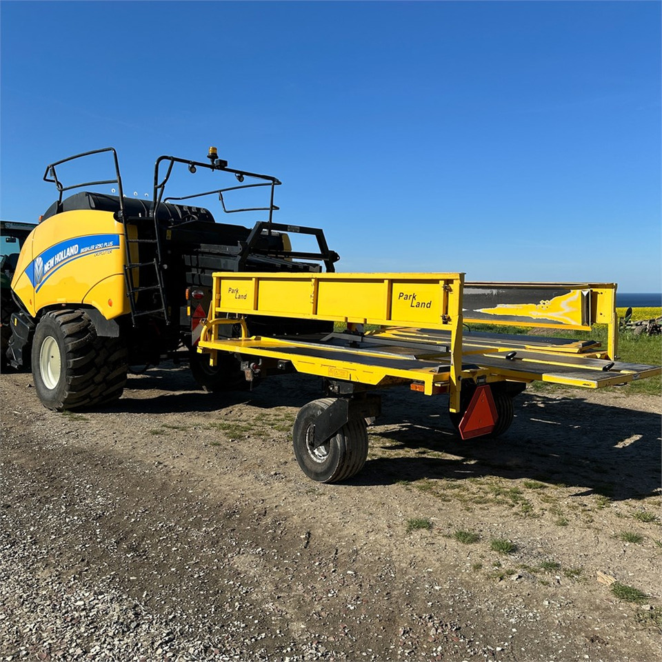 New Holland Bigbaler 1290 Plus - Maquinaria de henificación: foto 4 New Holland Bigbaler 1290 Plus - Maquinaria de henificación: foto 4