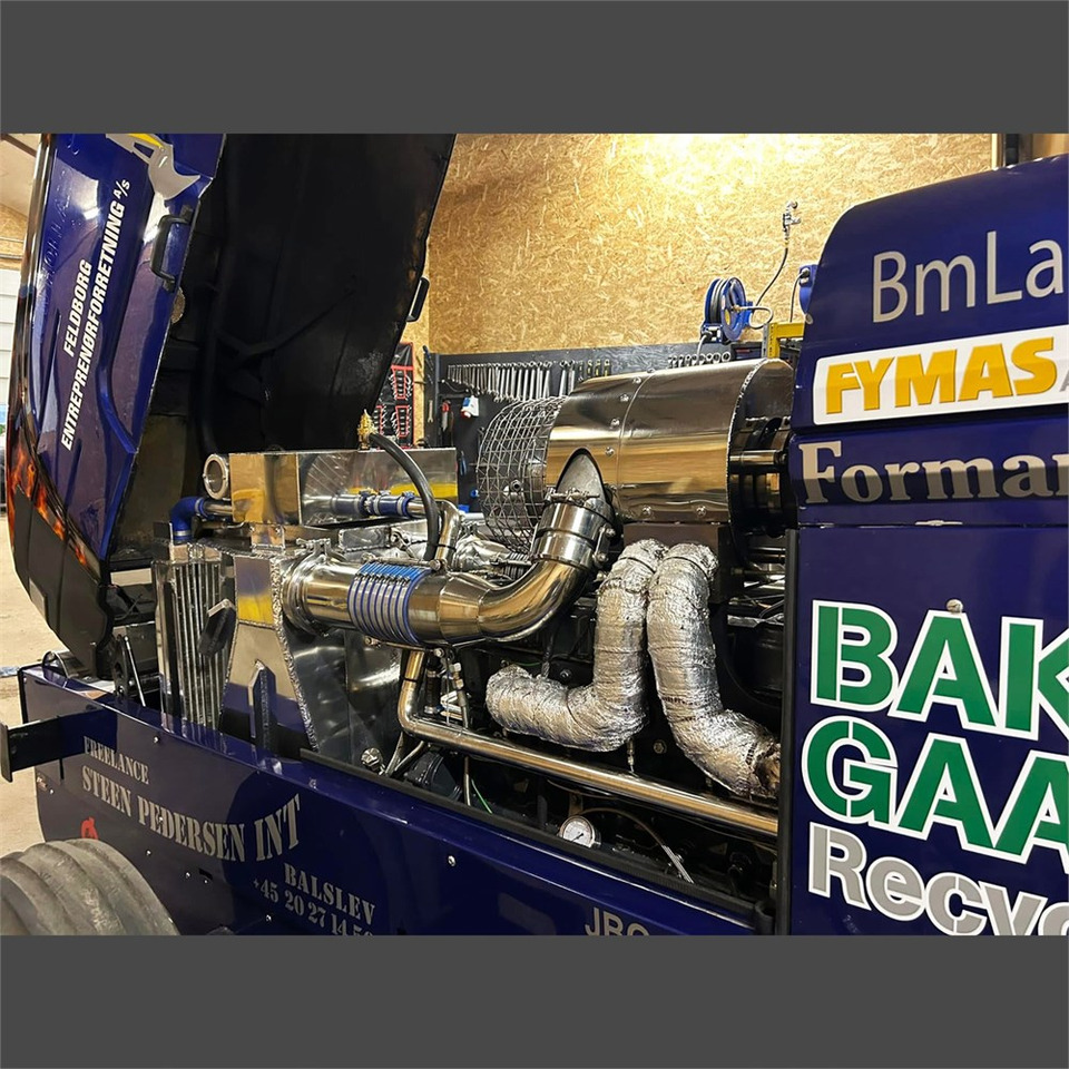 New Holland Feldborg El Diablo - Tractor: foto 3 New Holland Feldborg El Diablo - Tractor: foto 3