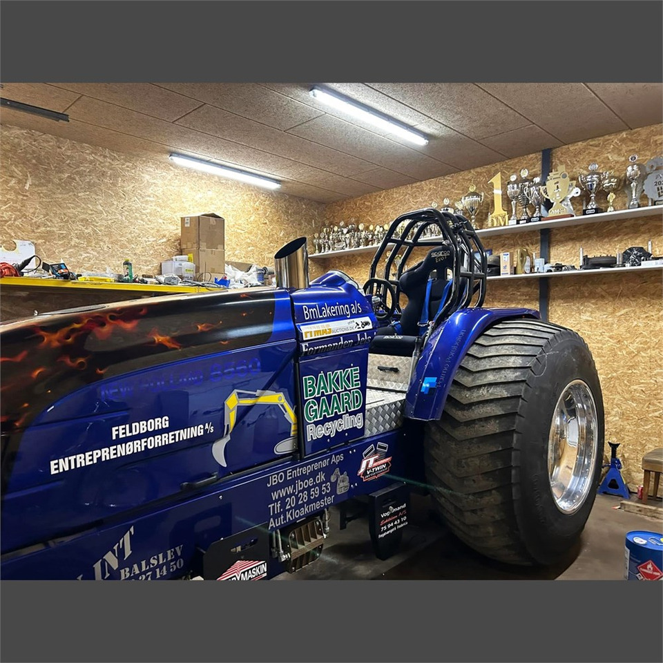 New Holland Feldborg El Diablo - Tractor: foto 4 New Holland Feldborg El Diablo - Tractor: foto 4