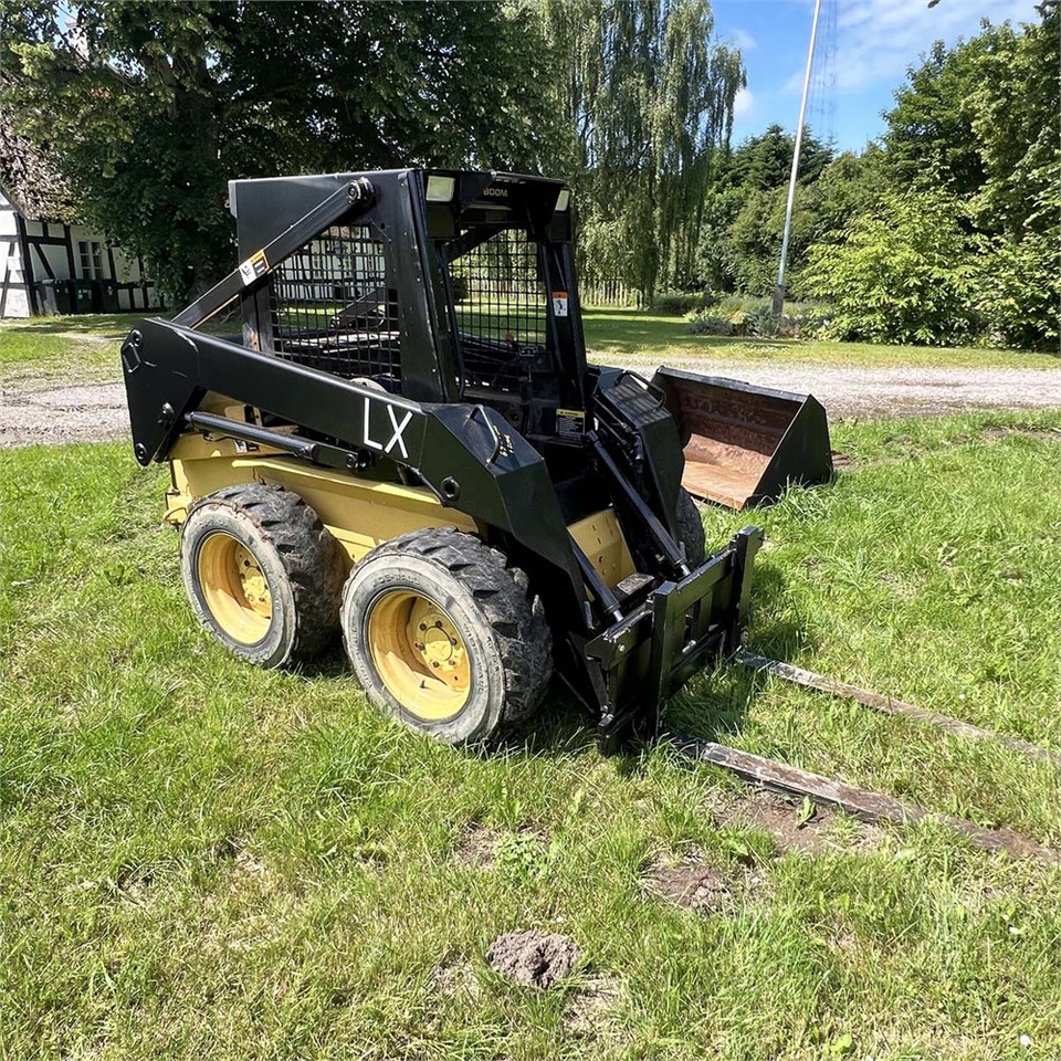 New Holland LX465 - Minicargadora: foto 2 New Holland LX465 - Minicargadora: foto 2