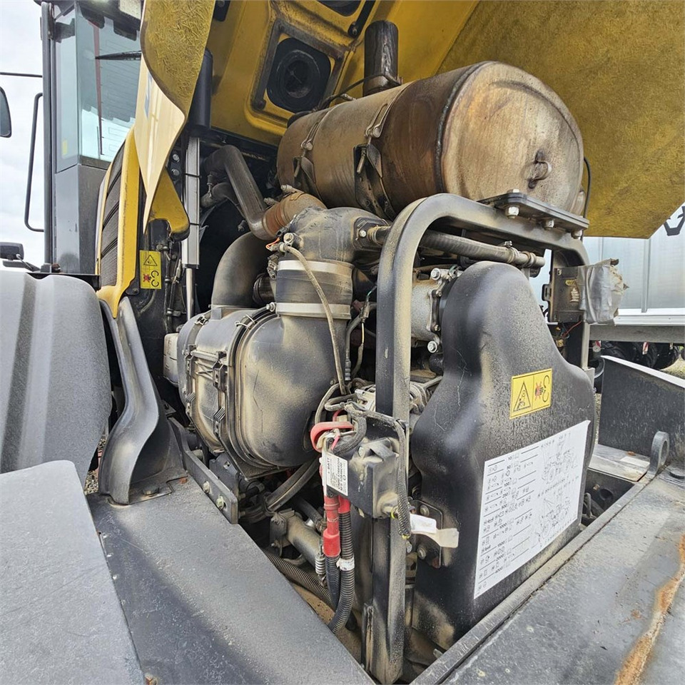 Leasing de New Holland W190 D New Holland W190 D: foto 50