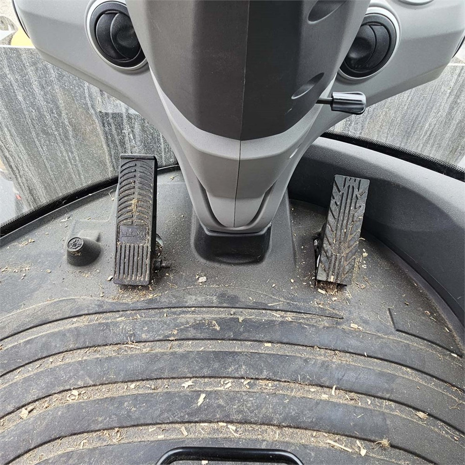 Leasing de New Holland W190 D New Holland W190 D: foto 33