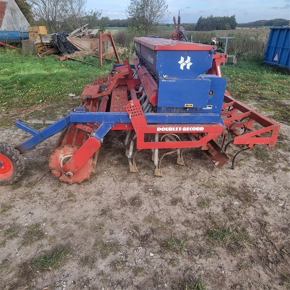 Nordsten Kulti-seeder - Maquinaria de siembra: foto 2 Nordsten Kulti-seeder - Maquinaria de siembra: foto 2