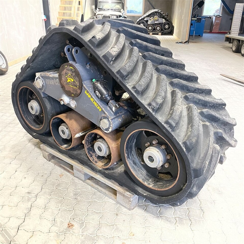 Poluzzi Track System Winder 30 - Tractor: foto 1 Poluzzi Track System Winder 30 - Tractor: foto 1