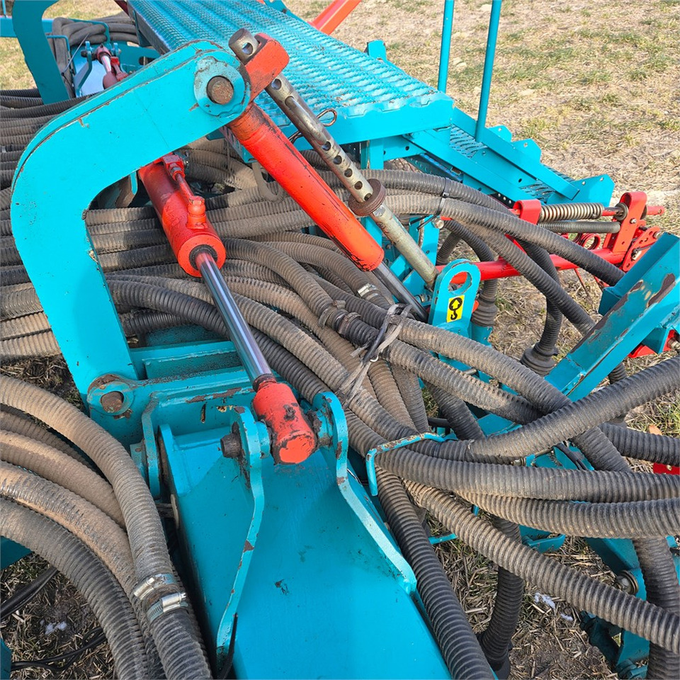 Leasing de Sulky Burel SPI-Solo Reguline 6 meter Sulky Burel SPI-Solo Reguline 6 meter: foto 29 Leasing de Sulky Burel SPI-Solo Reguline 6 meter Sulky Burel SPI-Solo Reguline 6 meter: foto 29