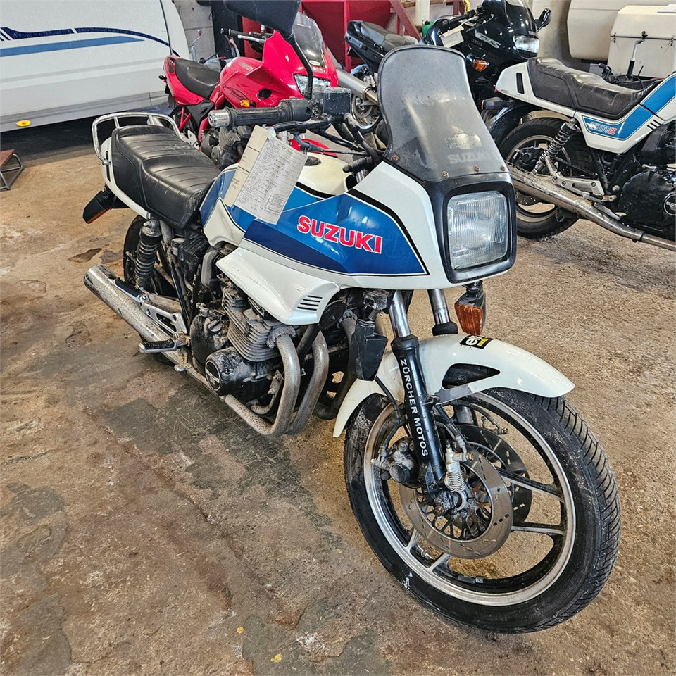 Suzuki GSX 1100 ES - Motocicleta: foto 1 Suzuki GSX 1100 ES - Motocicleta: foto 1