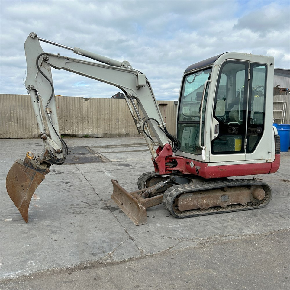 Takeuchi TB125 - Miniexcavadora: foto 1 Takeuchi TB125 - Miniexcavadora: foto 1