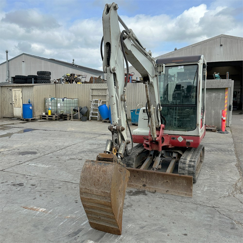 Takeuchi TB125 - Miniexcavadora: foto 3 Takeuchi TB125 - Miniexcavadora: foto 3