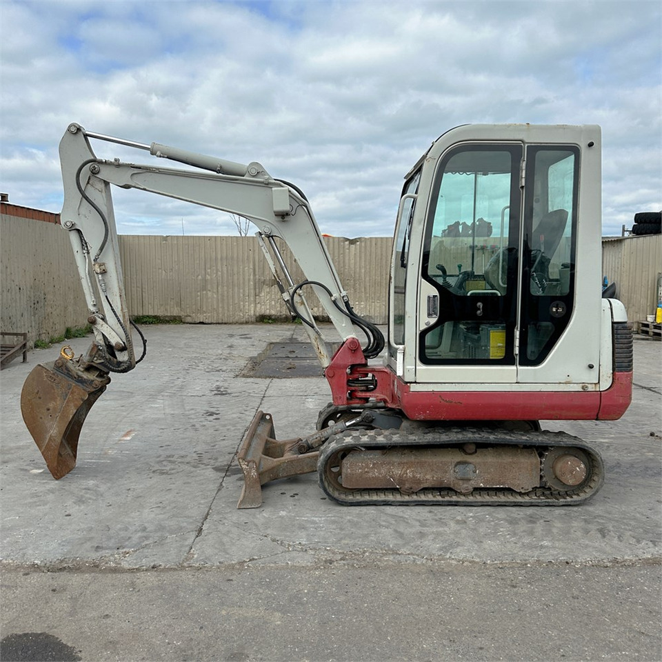 Takeuchi TB125 - Miniexcavadora: foto 4 Takeuchi TB125 - Miniexcavadora: foto 4