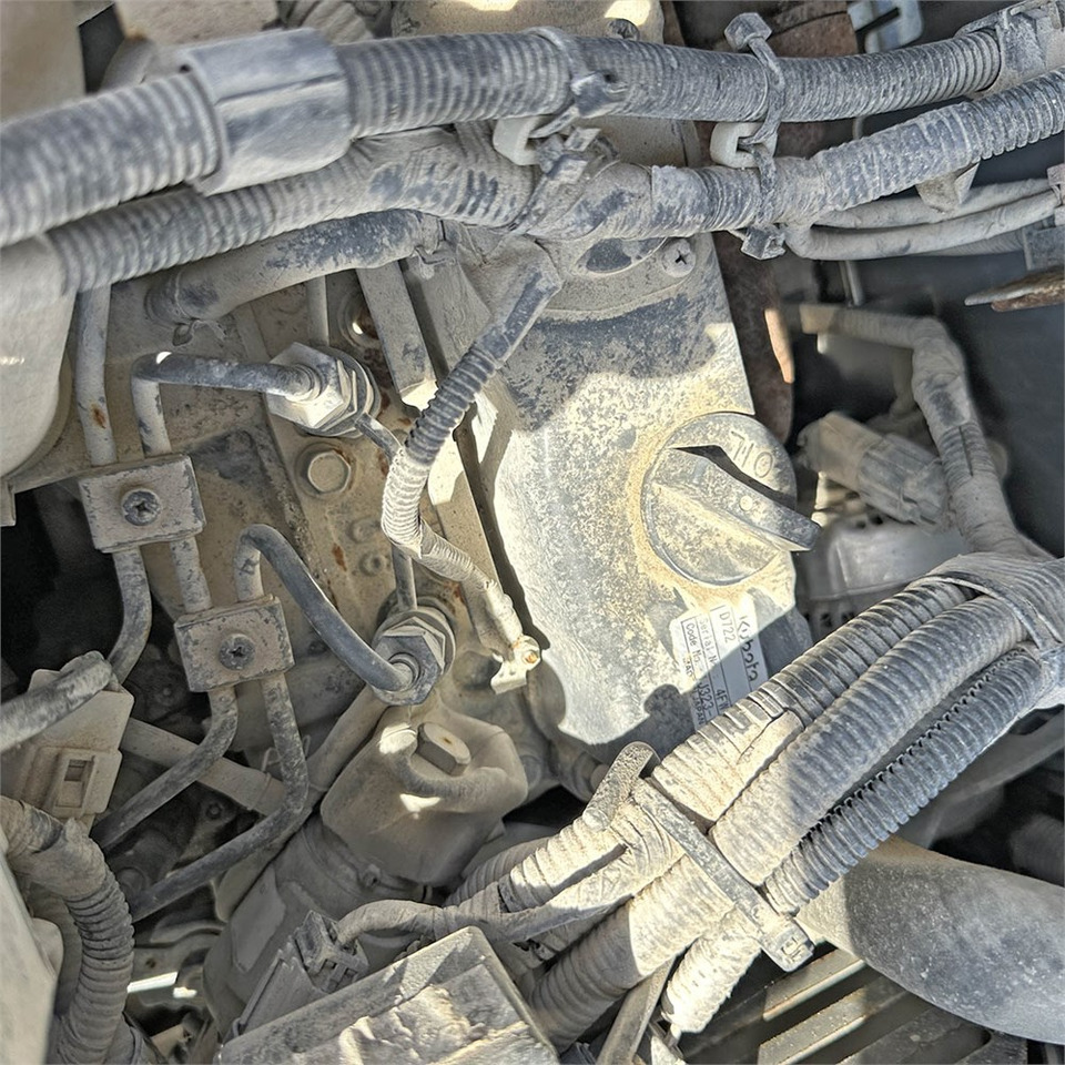 Miniexcavadora Takeuchi TB210 R: foto 18