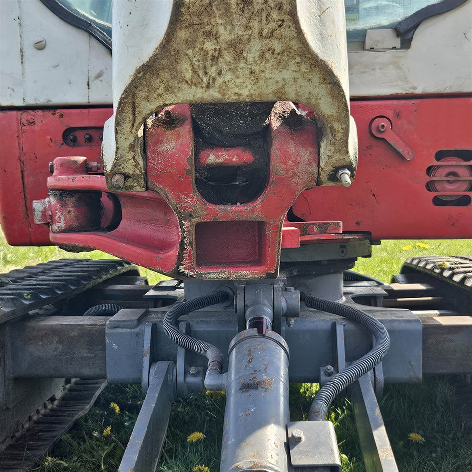Miniexcavadora Takeuchi TB216: foto 28