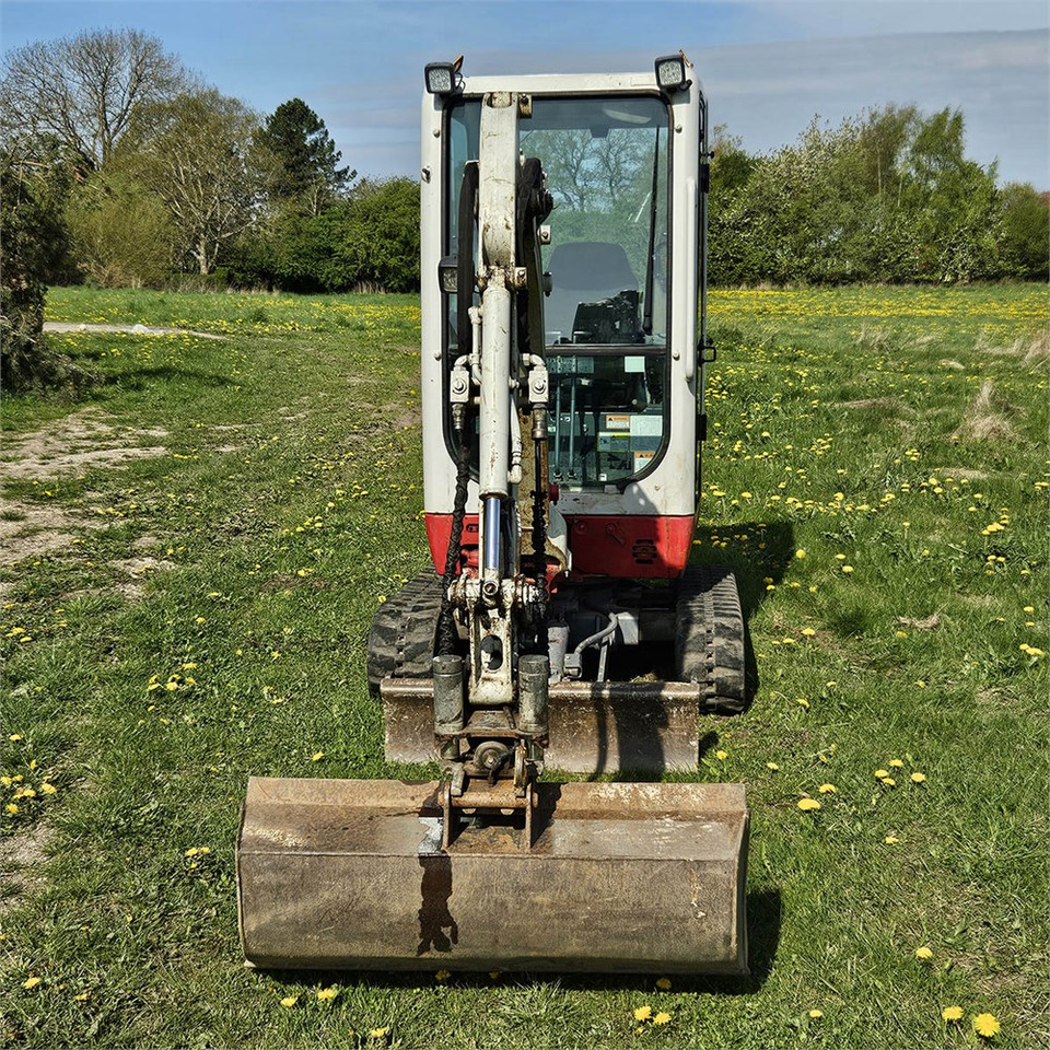 Miniexcavadora Takeuchi TB216: foto 6