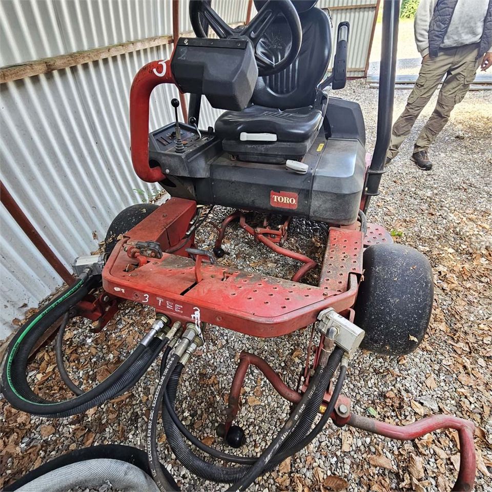 Toro Greensmaster 3250-D - Cortacésped: foto 3 Toro Greensmaster 3250-D - Cortacésped: foto 3