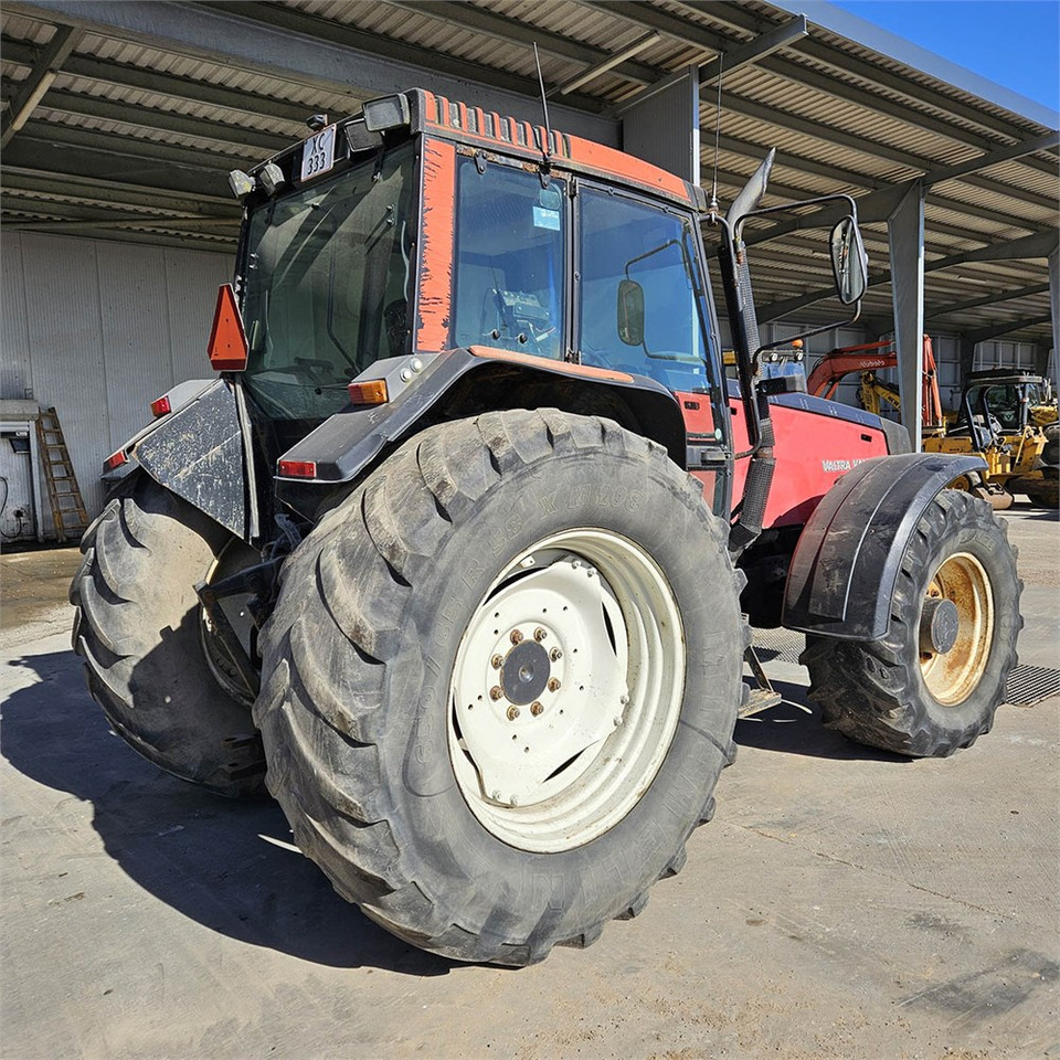 Valmet Valtra 8450 - Tractor: foto 5 Valmet Valtra 8450 - Tractor: foto 5