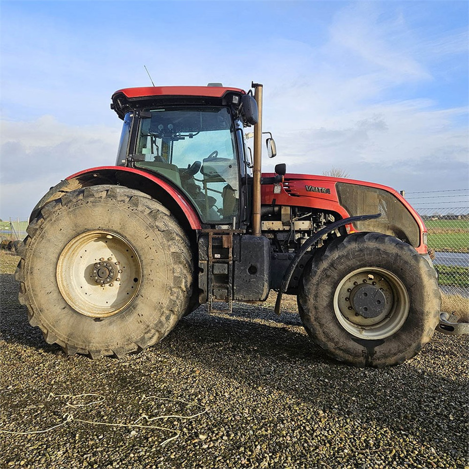 Valtra S322 - Tractor: foto 2 Valtra S322 - Tractor: foto 2