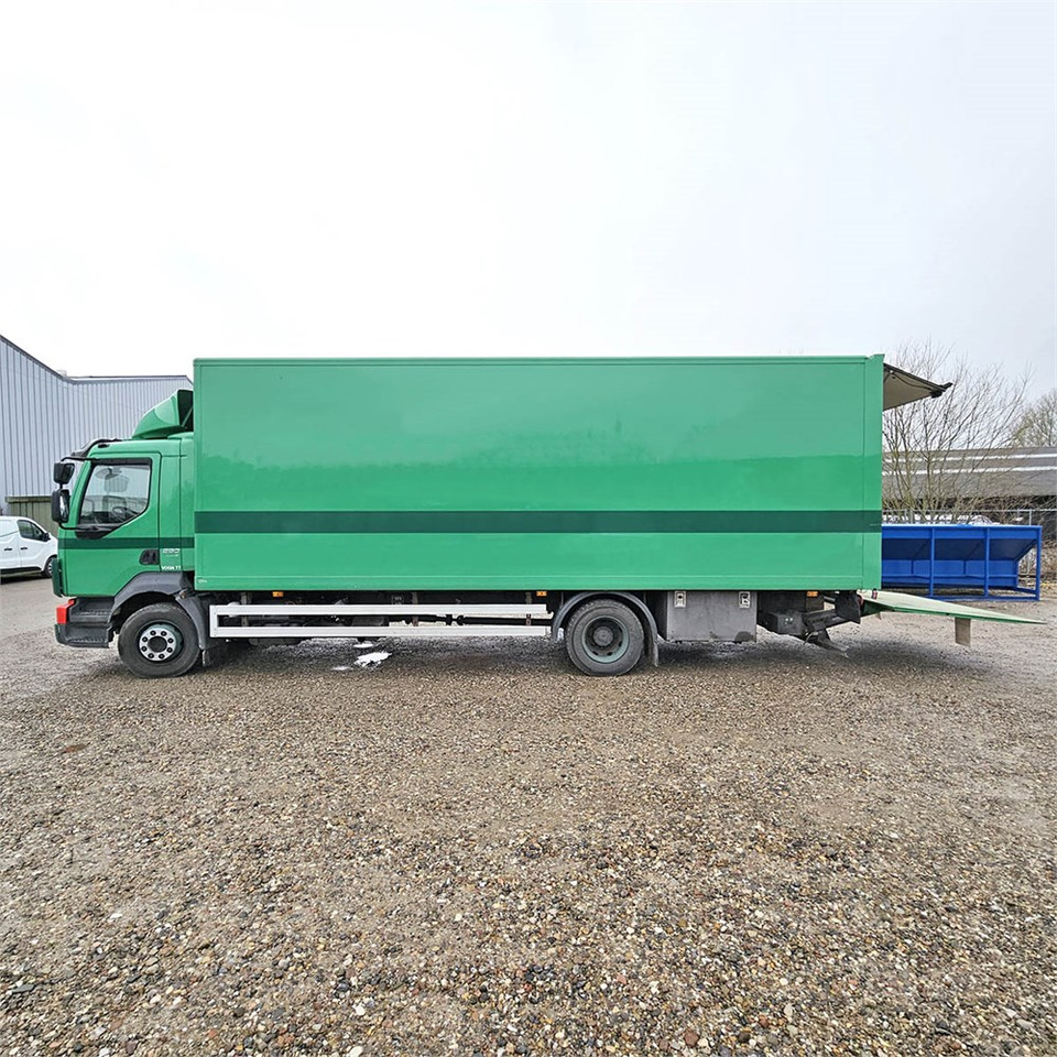 Vehículo municipal Volvo FL 280: foto 23
