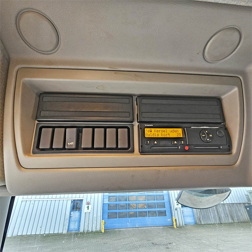 Vehículo municipal Volvo FL 280: foto 33