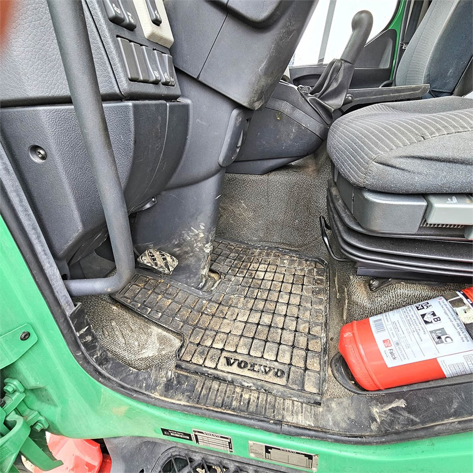 Vehículo municipal Volvo FL 280: foto 37