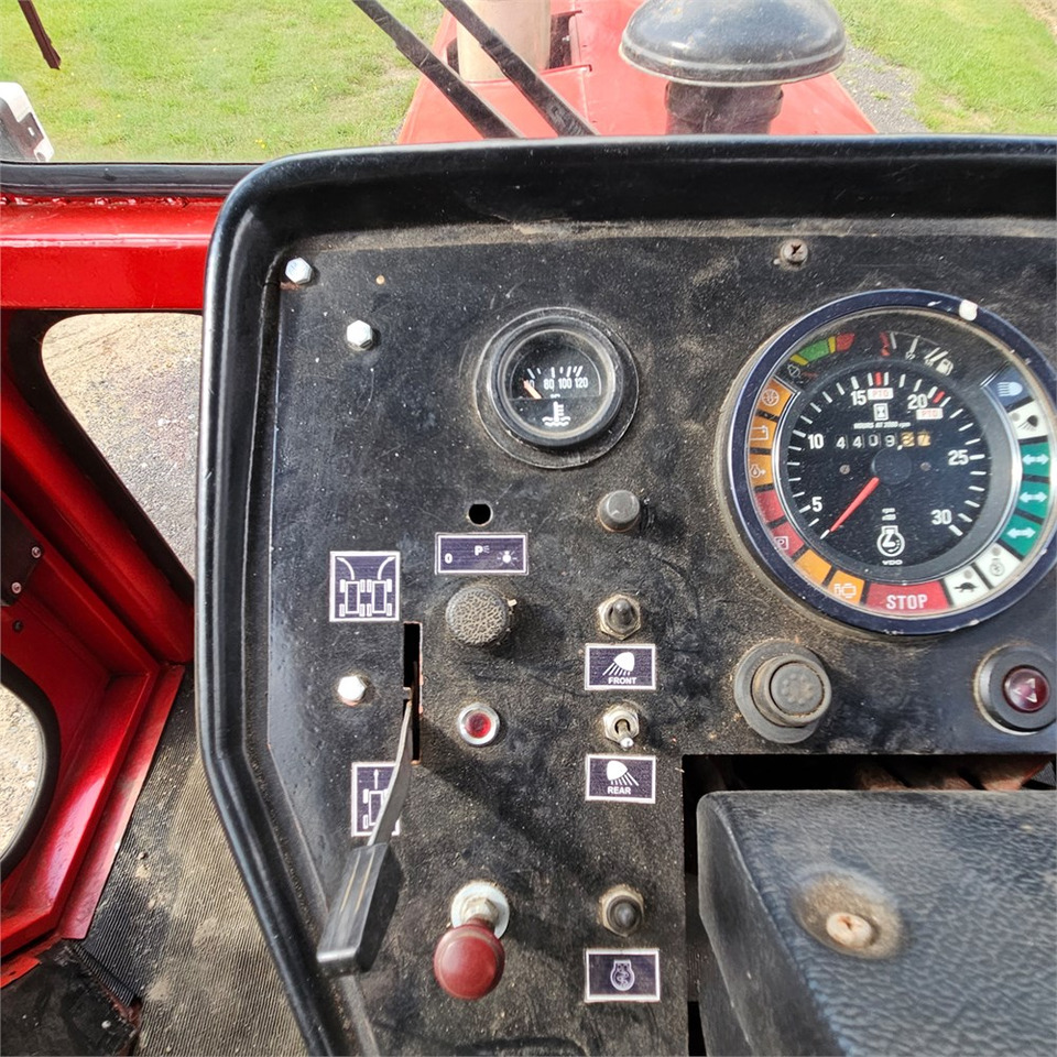 Tractor Volvo 2650: foto 16