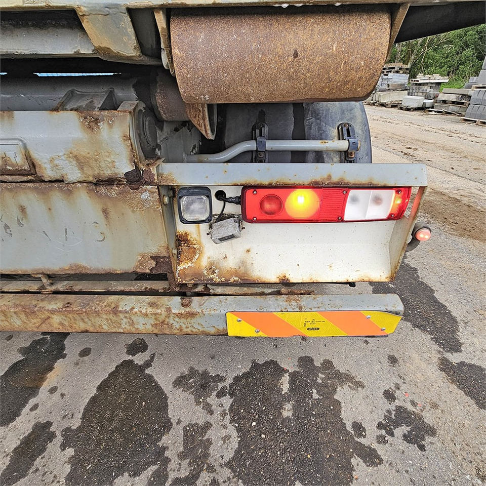 Leasing de Volvo 280 FE Volvo 280 FE: foto 47