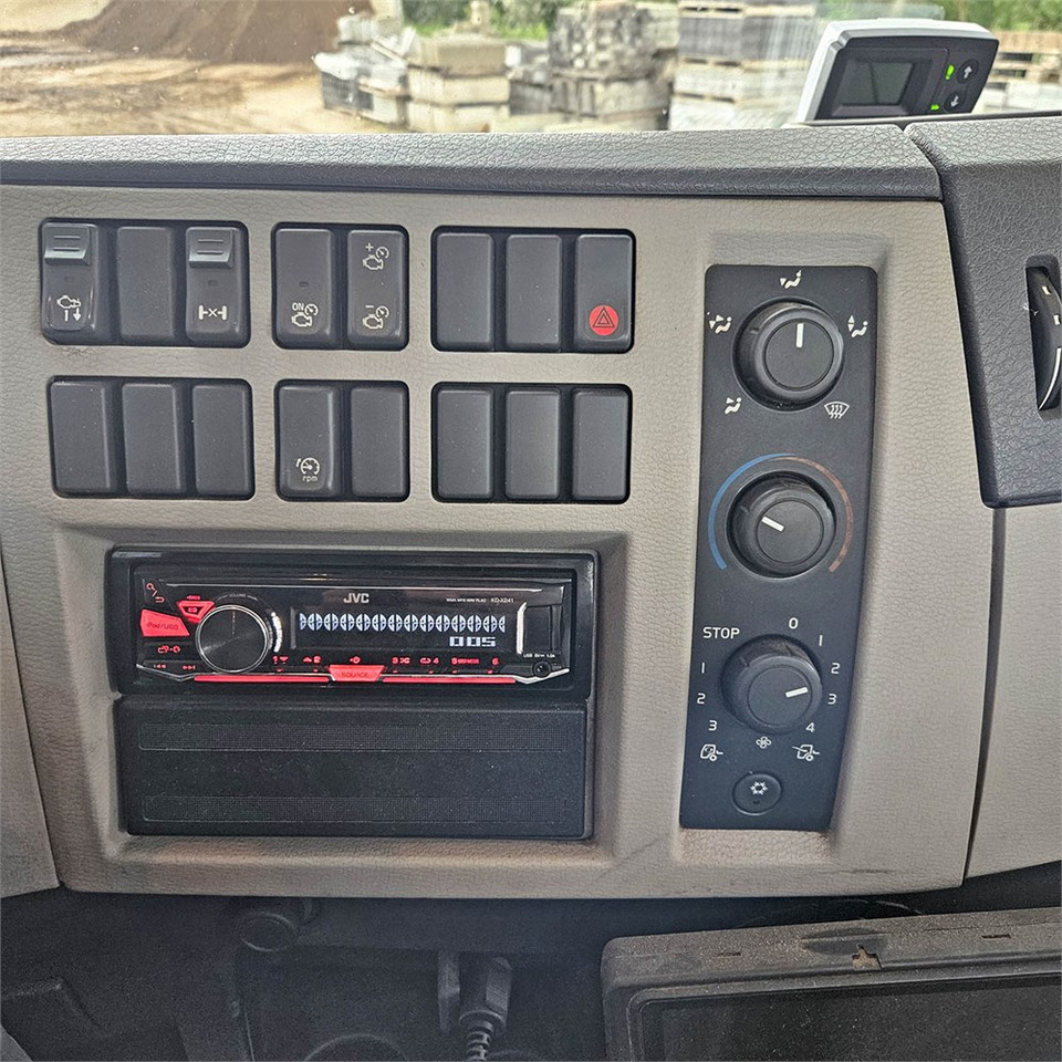 Leasing de Volvo 280 FE Volvo 280 FE: foto 15