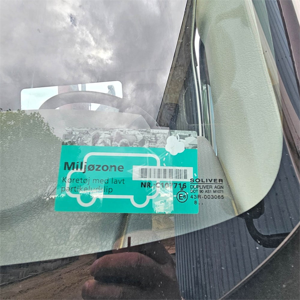 Leasing de Volvo 280 FE Volvo 280 FE: foto 22