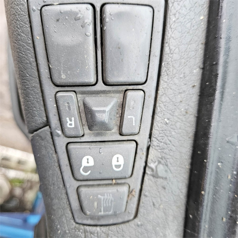 Camión multibasculante Volvo 420: foto 12