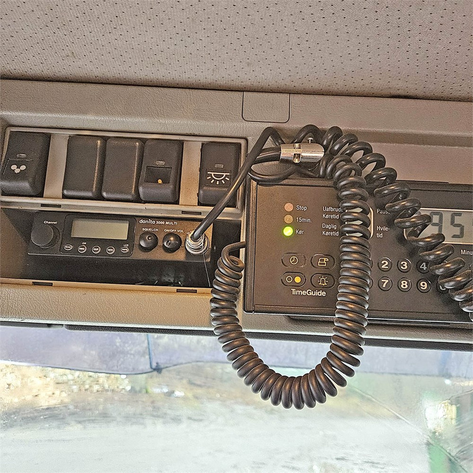 Camión multibasculante Volvo 420: foto 21