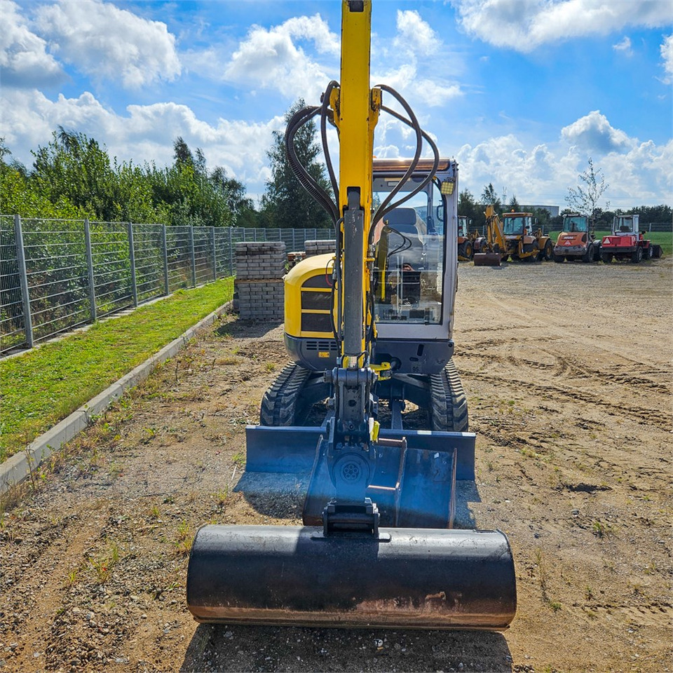 Miniexcavadora Wacker Neuson 38 Z3: foto 8