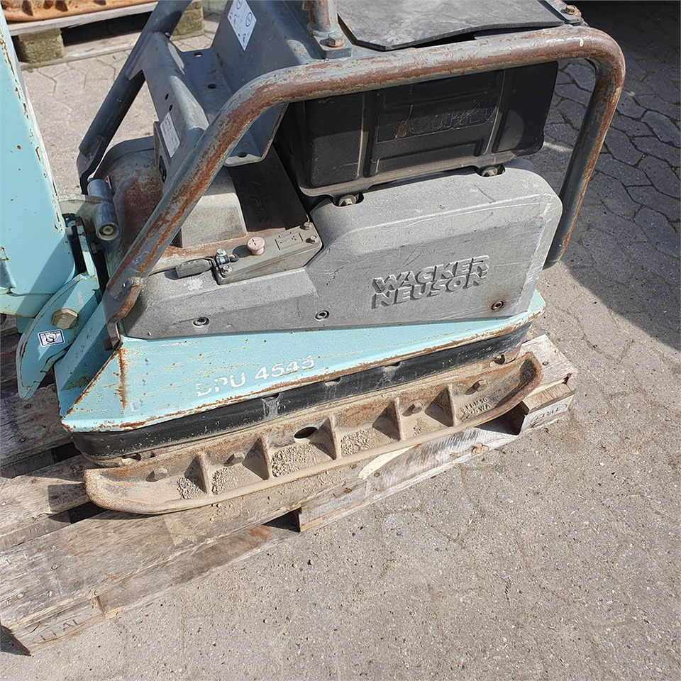 Wacker Neuson DPU4545 - Plancha reversible: foto 2 Wacker Neuson DPU4545 - Plancha reversible: foto 2