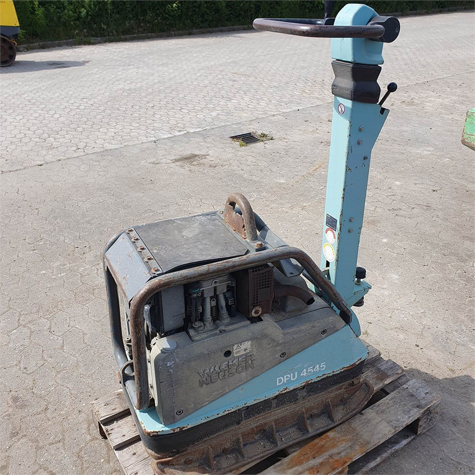 Wacker Neuson DPU4545 - Plancha reversible: foto 3 Wacker Neuson DPU4545 - Plancha reversible: foto 3