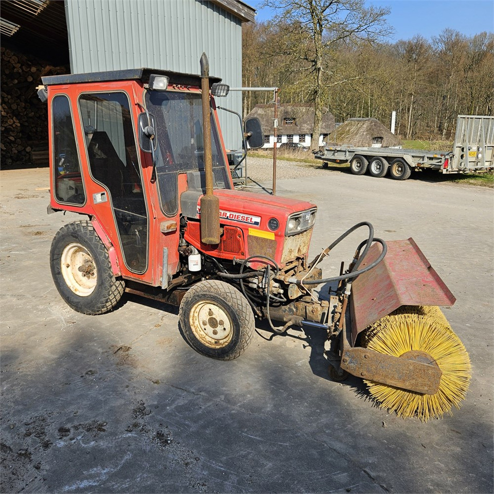 Yanmar YM186 D - Tractor: foto 1 Yanmar YM186 D - Tractor: foto 1