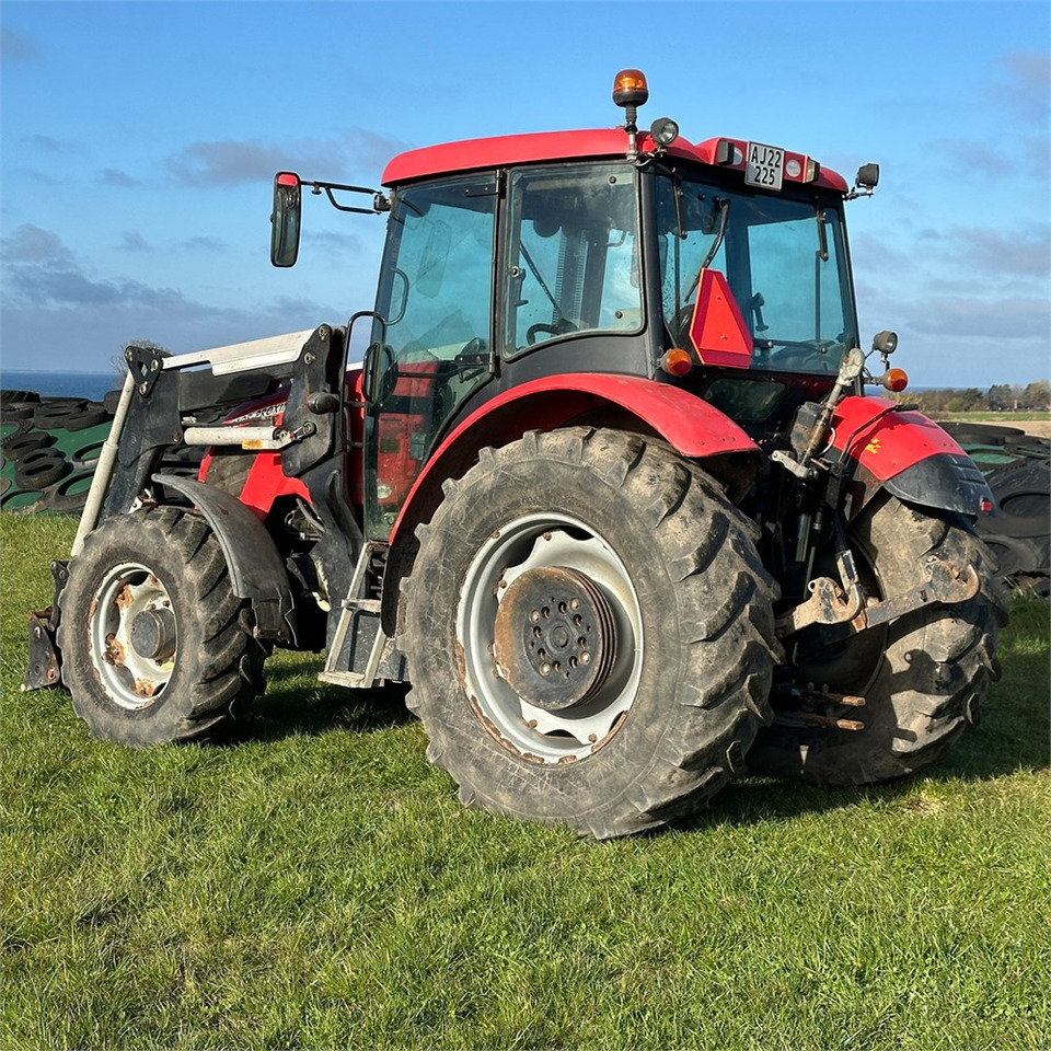 Zetor PROXIMA POWER 120 - Tractor: foto 4 Zetor PROXIMA POWER 120 - Tractor: foto 4