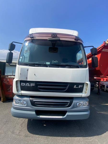 DAF LF 55.220 - Camión caja cerrada: foto 5 DAF LF 55.220 - Camión caja cerrada: foto 5