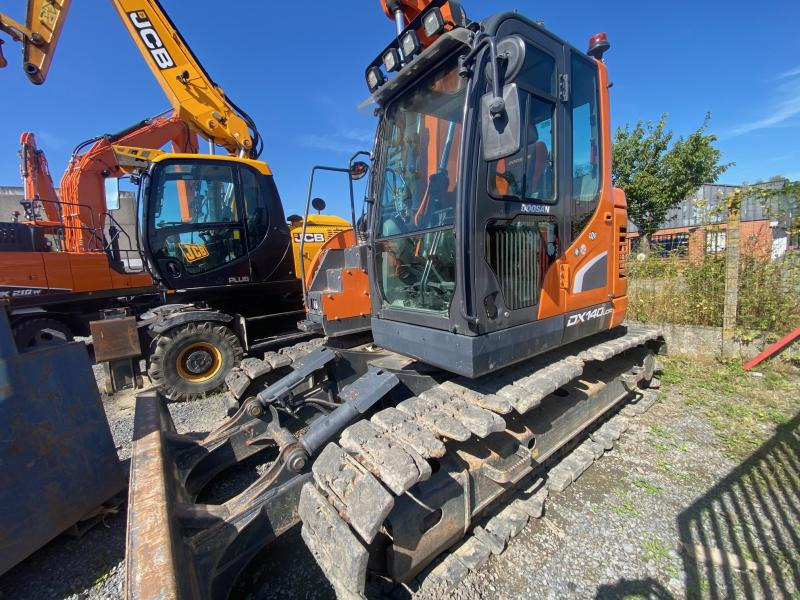 Doosan DX 140LCR-5 - Excavadora de cadenas: foto 1 Doosan DX 140LCR-5 - Excavadora de cadenas: foto 1