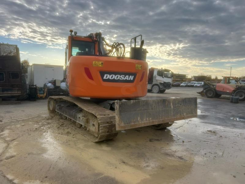 Doosan DX 235 LCR-5 - Excavadora de cadenas: foto 3 Doosan DX 235 LCR-5 - Excavadora de cadenas: foto 3