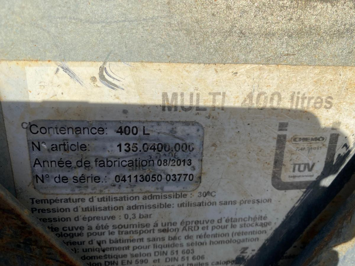 EMILIANA CUVE A CARBURANT 980 E - Equipo de construcción: foto 4 EMILIANA CUVE A CARBURANT 980 E - Equipo de construcción: foto 4